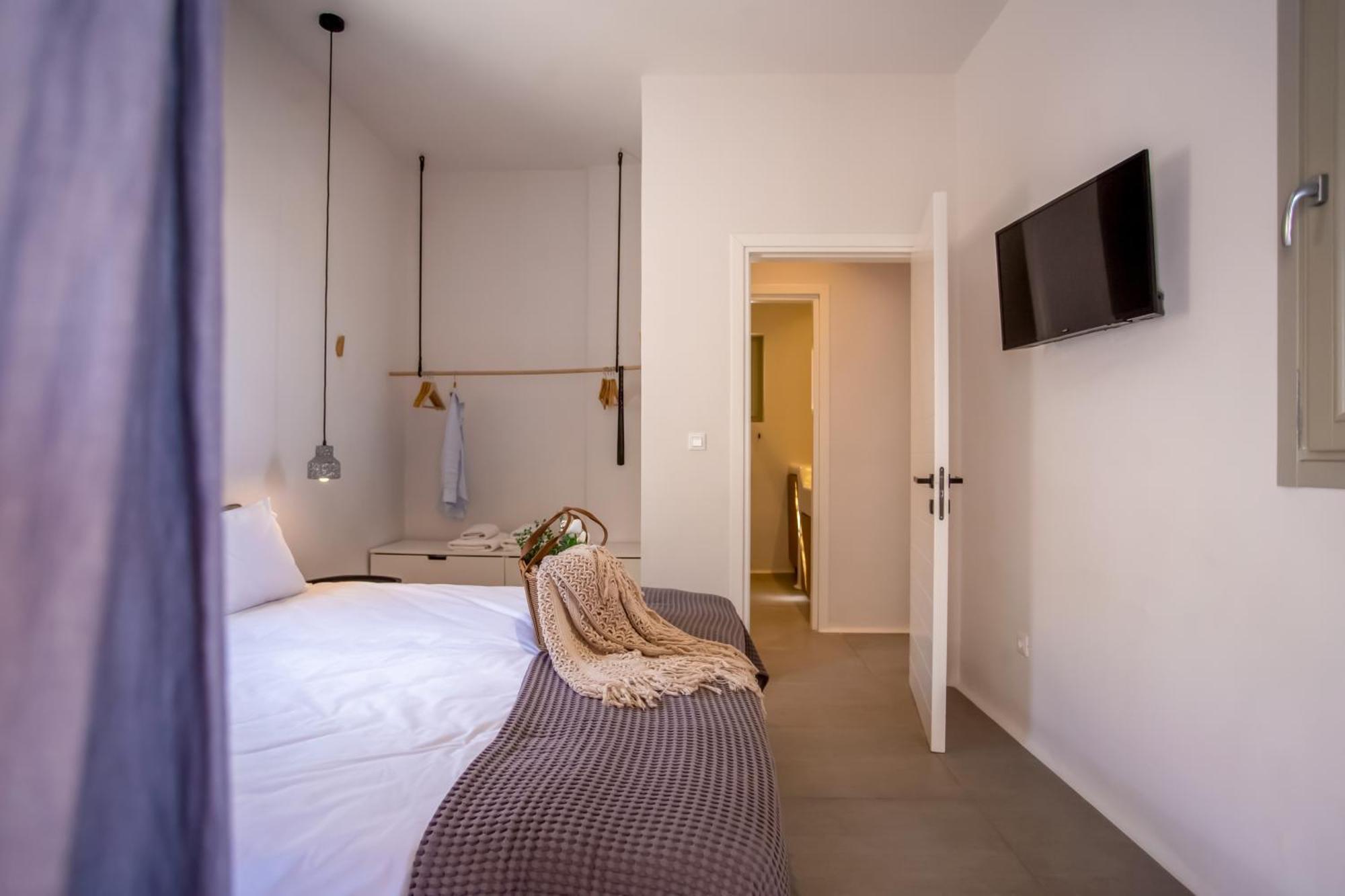 Aura Seaview Sunset Pool W Night Security Guard - Six Bedrooms *